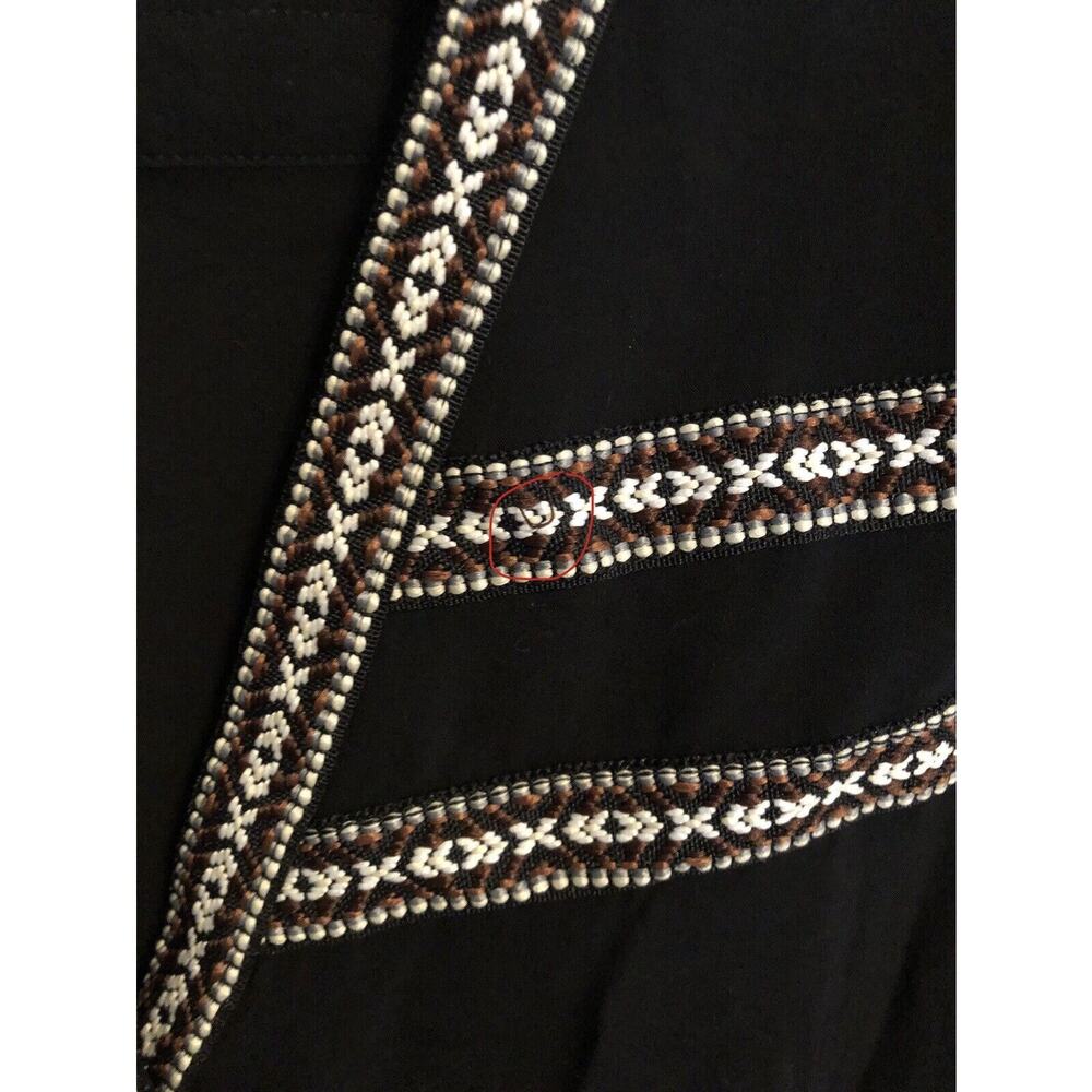 BKE Womens Top Medium Black Aztec Tribal Long Sleeve Button-Up V-Neck Blouse - Picture 4 of 7